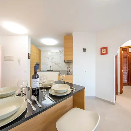 Apartamento Gusts Place - By Medano4you *